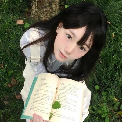 女孩和蜘蛛